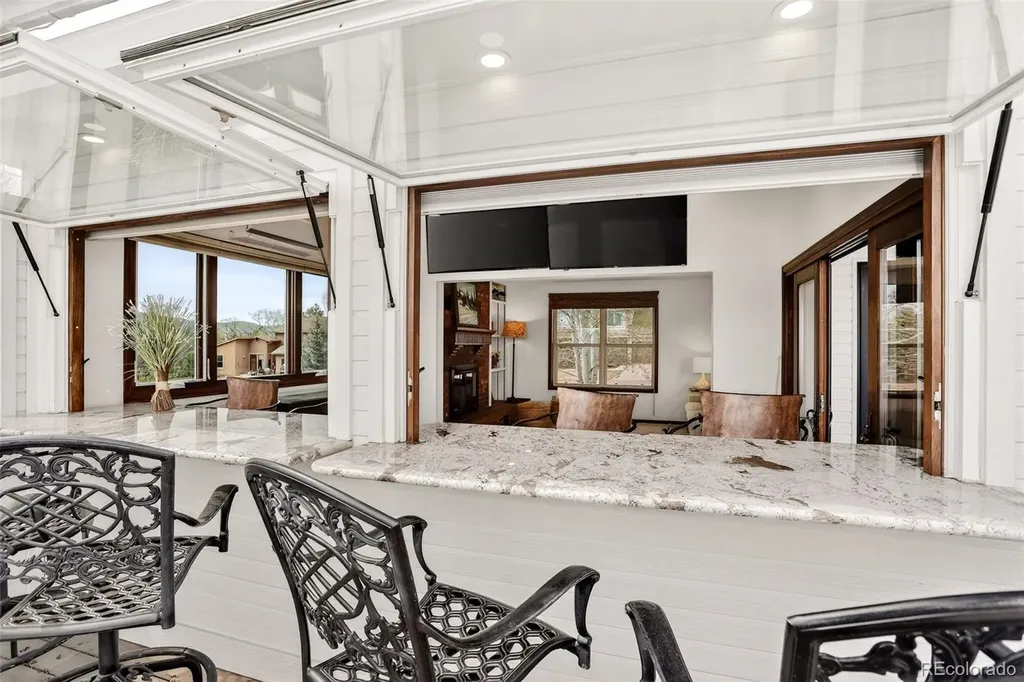 135 Palm Springs Drive Colorado Springs CO 80921