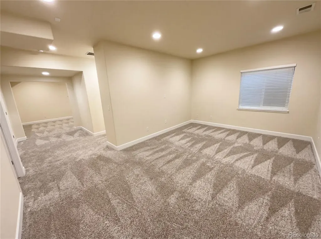 6334 N Ensenada Court Aurora CO 80019