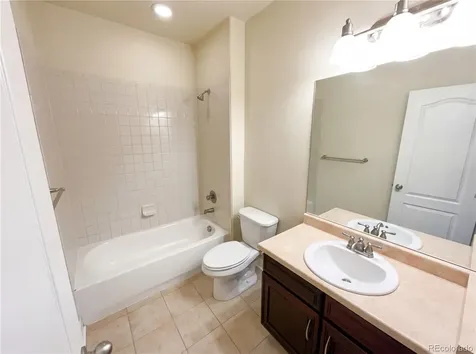 6334 N Ensenada Court Aurora CO 80019