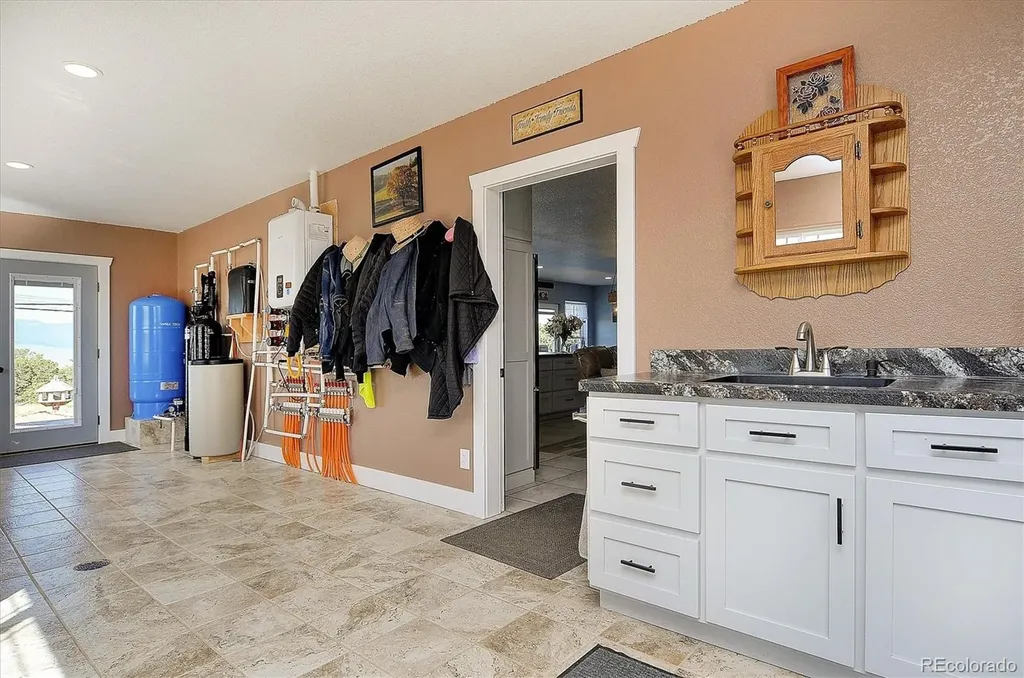 800 Wet Mountain Trail Westcliffe CO 81252