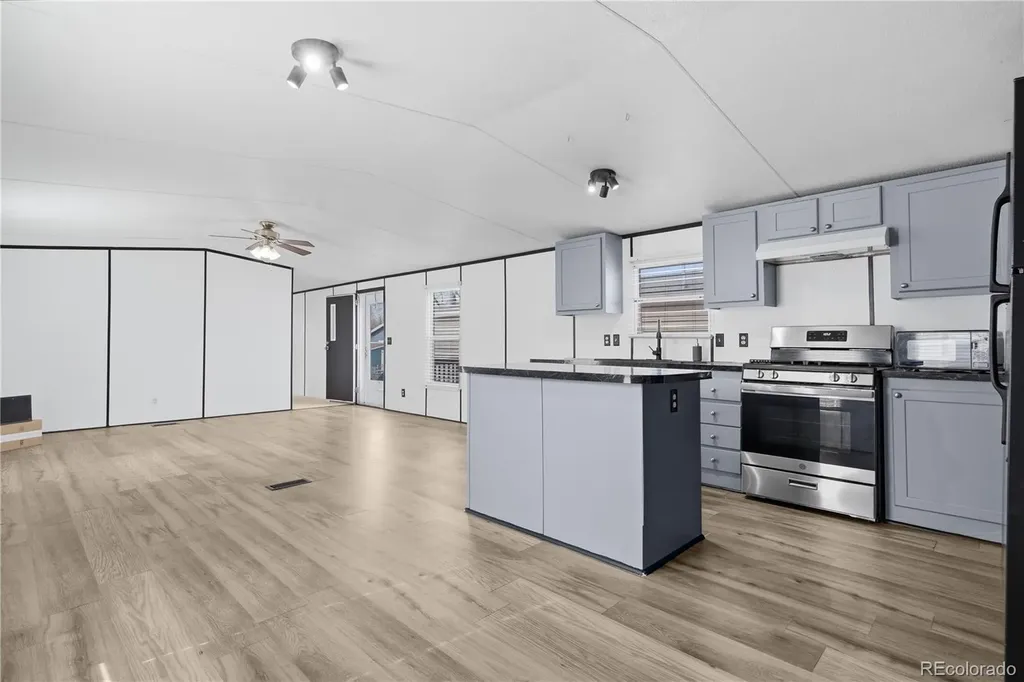 17553 E 17th Place Aurora CO 80011
