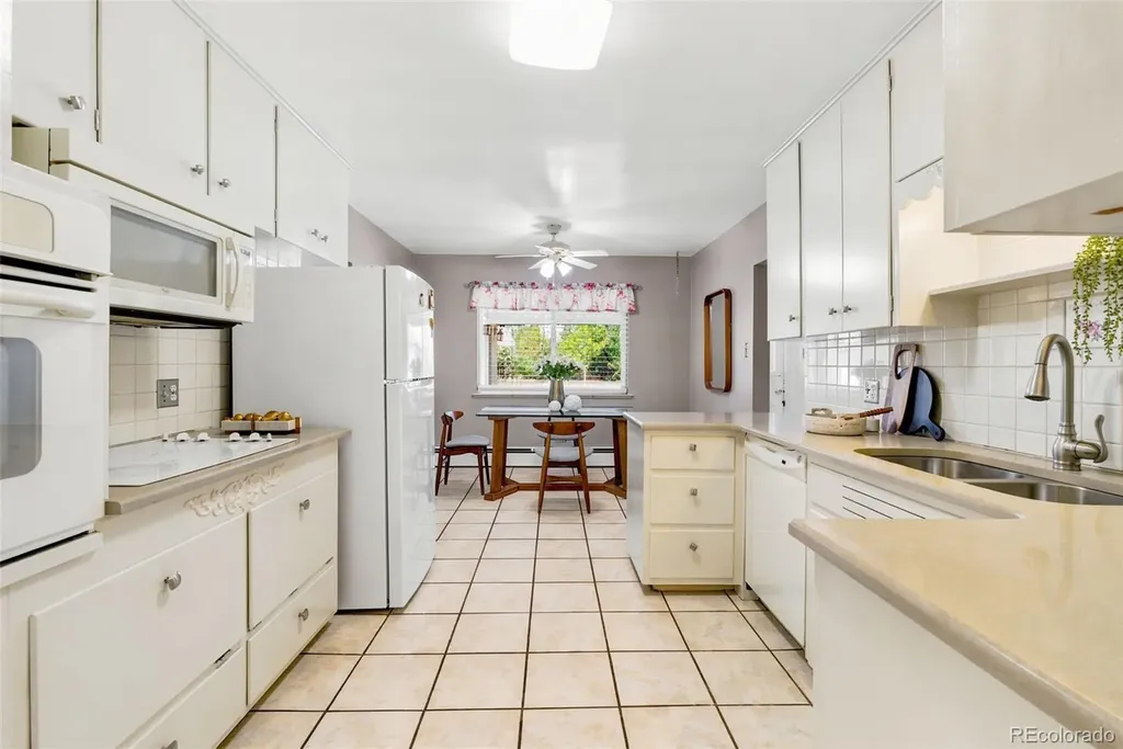 5341 Columbine Lane Denver CO 80221