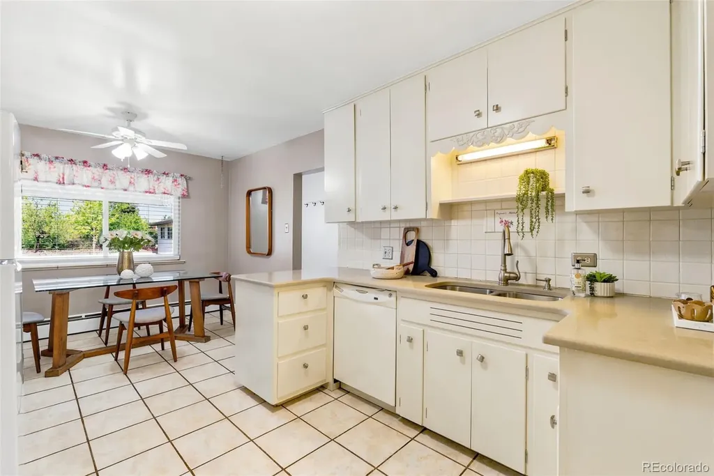 5341 Columbine Lane Denver CO 80221