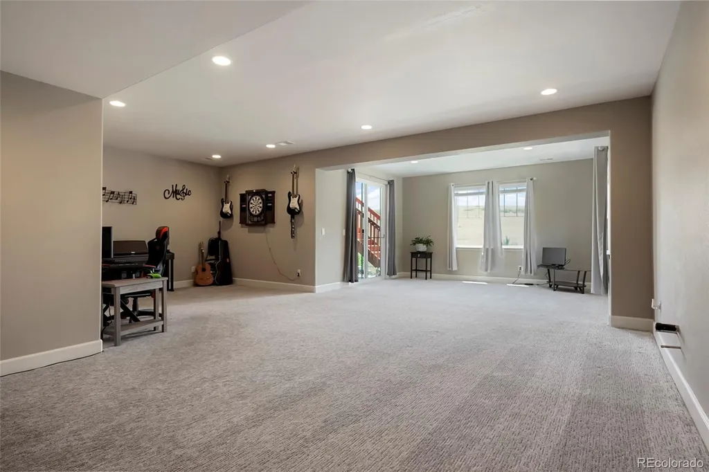 6040 Clover Ridge Circle Castle Rock CO 80104