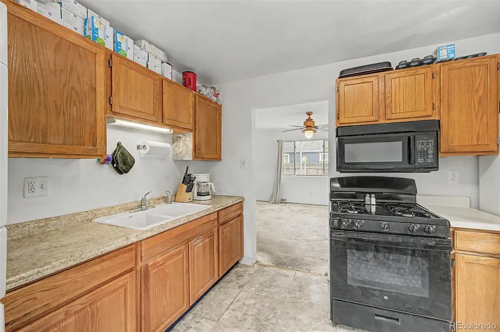 4433 W Dakota Avenue Denver CO 80219