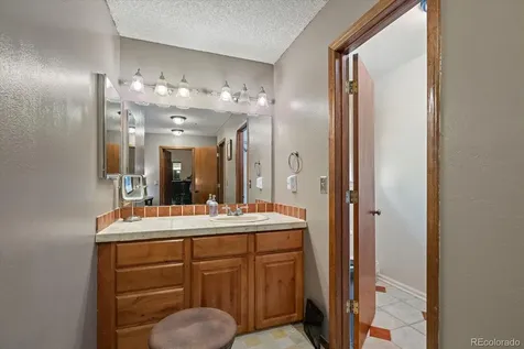 7921 S Cedar Street Littleton CO 80120