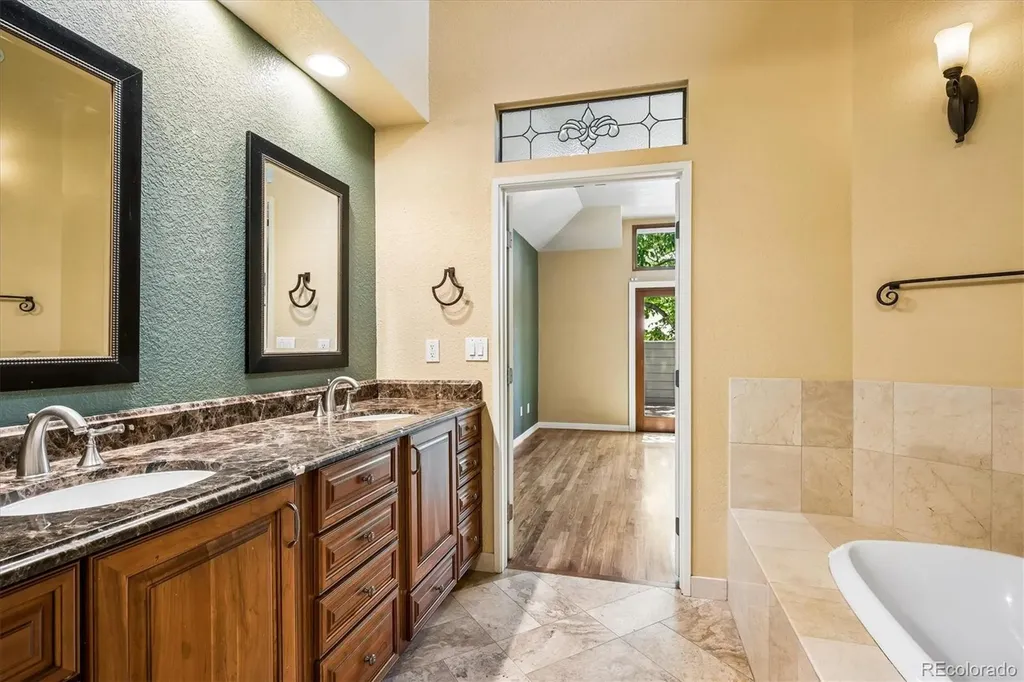 22 Pinyon Pine Road Littleton CO 80127