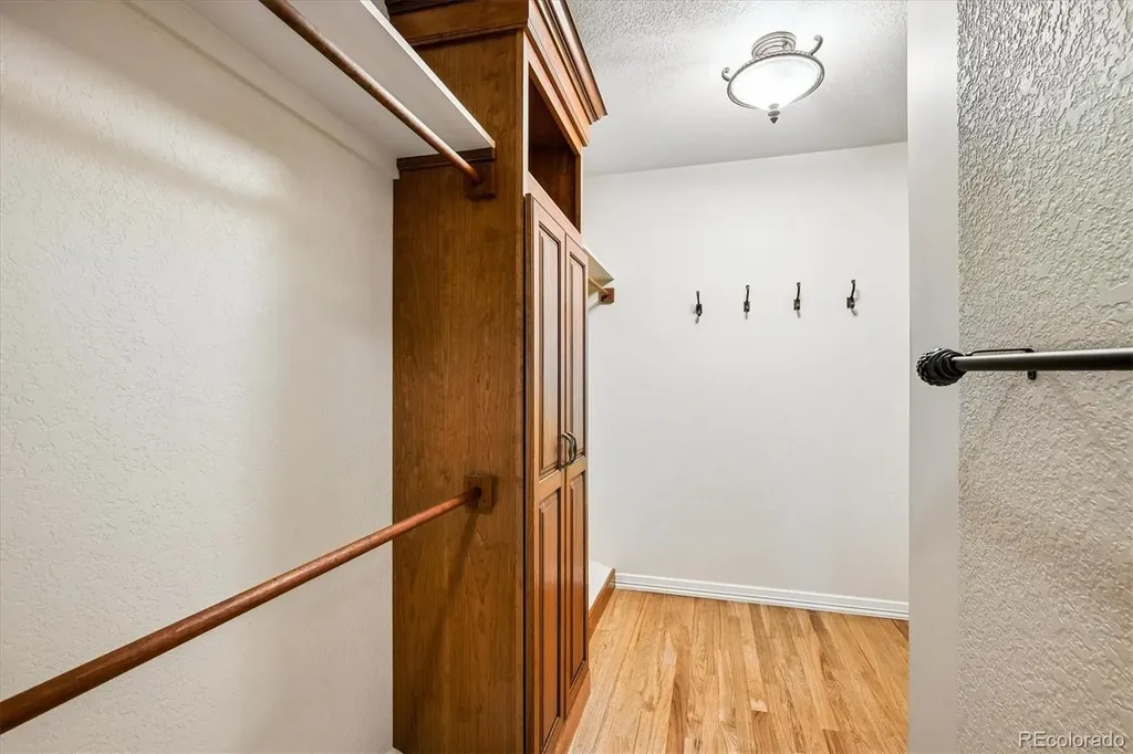 22 Pinyon Pine Road Littleton CO 80127