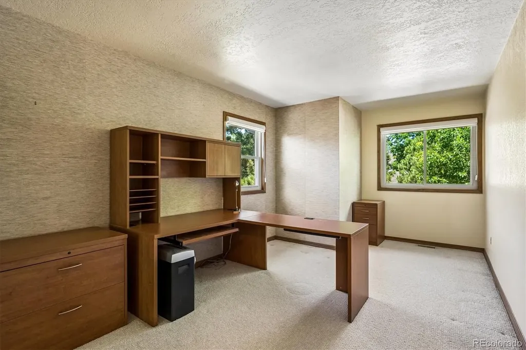 22 Pinyon Pine Road Littleton CO 80127