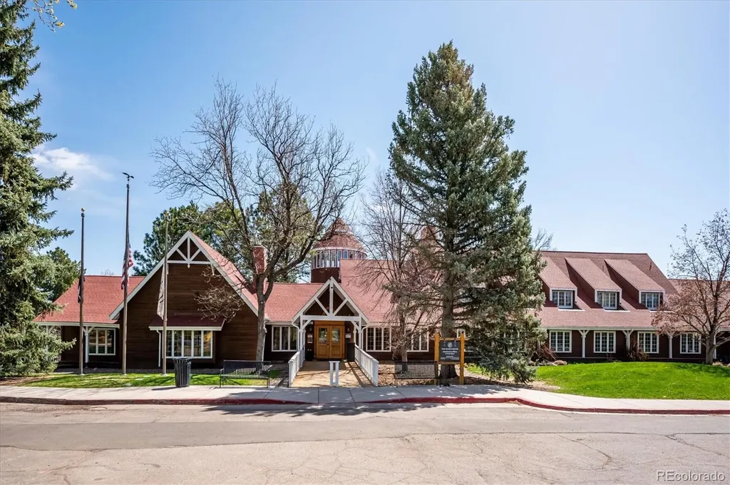 22 Pinyon Pine Road Littleton CO 80127