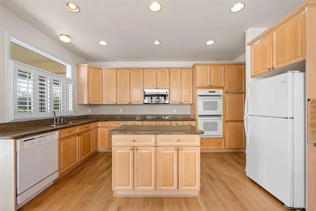 15 Tamerlain Court Littleton CO 80130