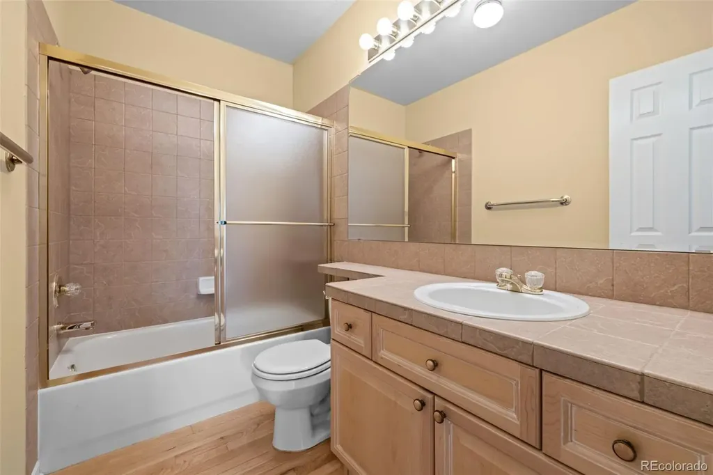 15 Tamerlain Court Littleton CO 80130