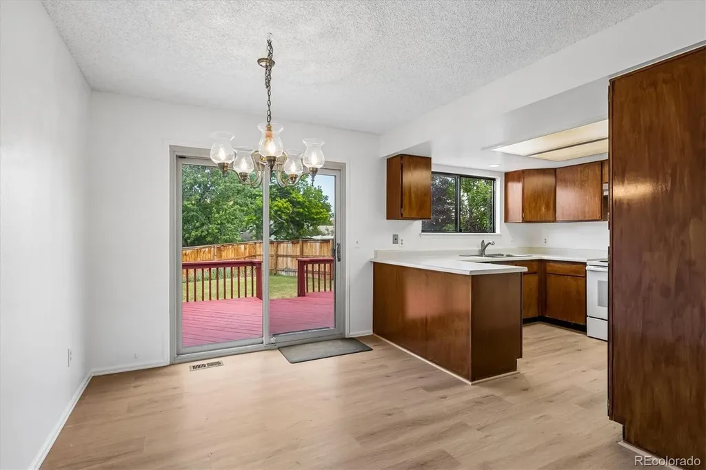 8954 S Round Rock Street Littleton CO 80126