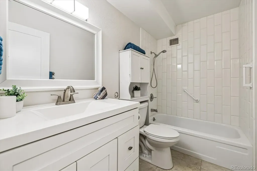 650 S Alton Way Denver CO 80247