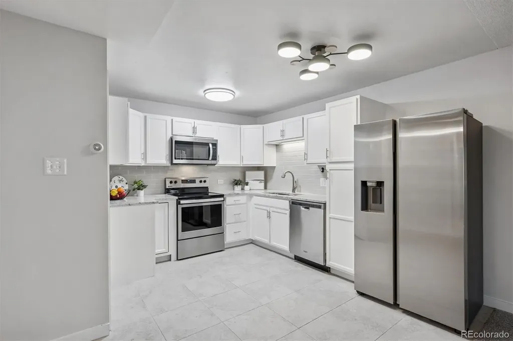 650 S Alton Way Denver CO 80247