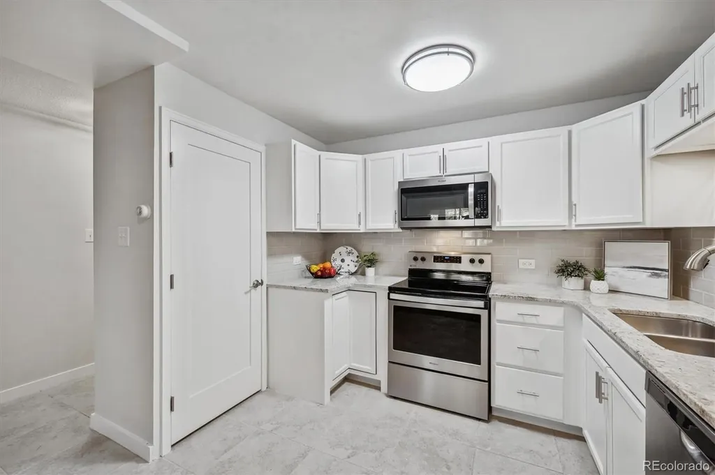 650 S Alton Way Denver CO 80247