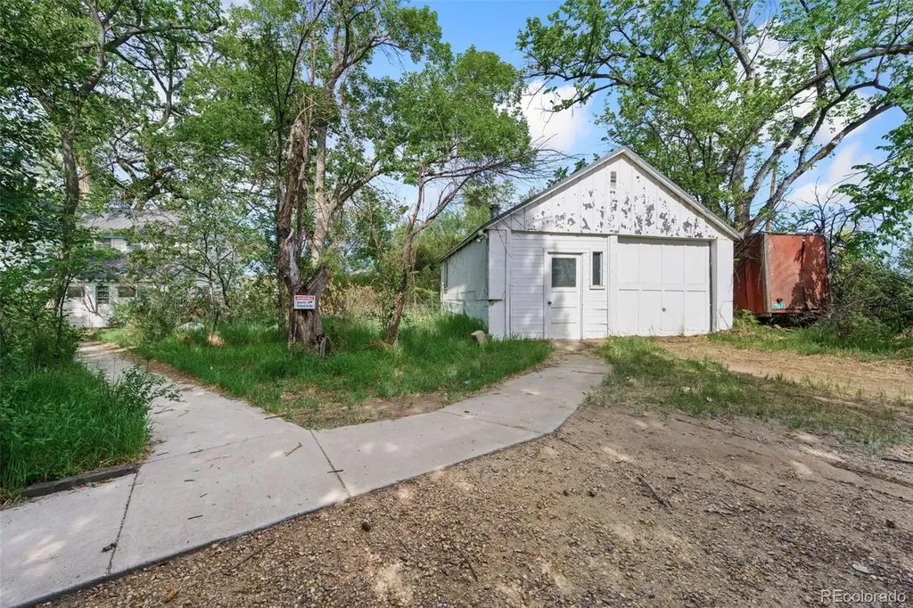 13580 N 87th Street Longmont CO 80503
