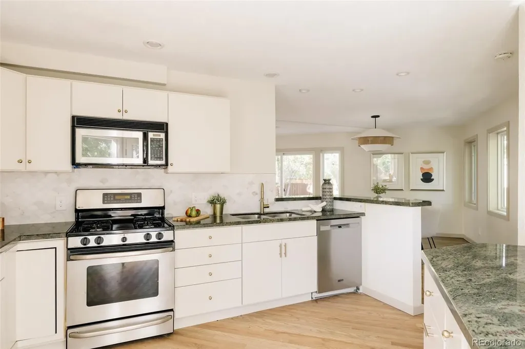 1737 Hawthorn Place Boulder CO 80304