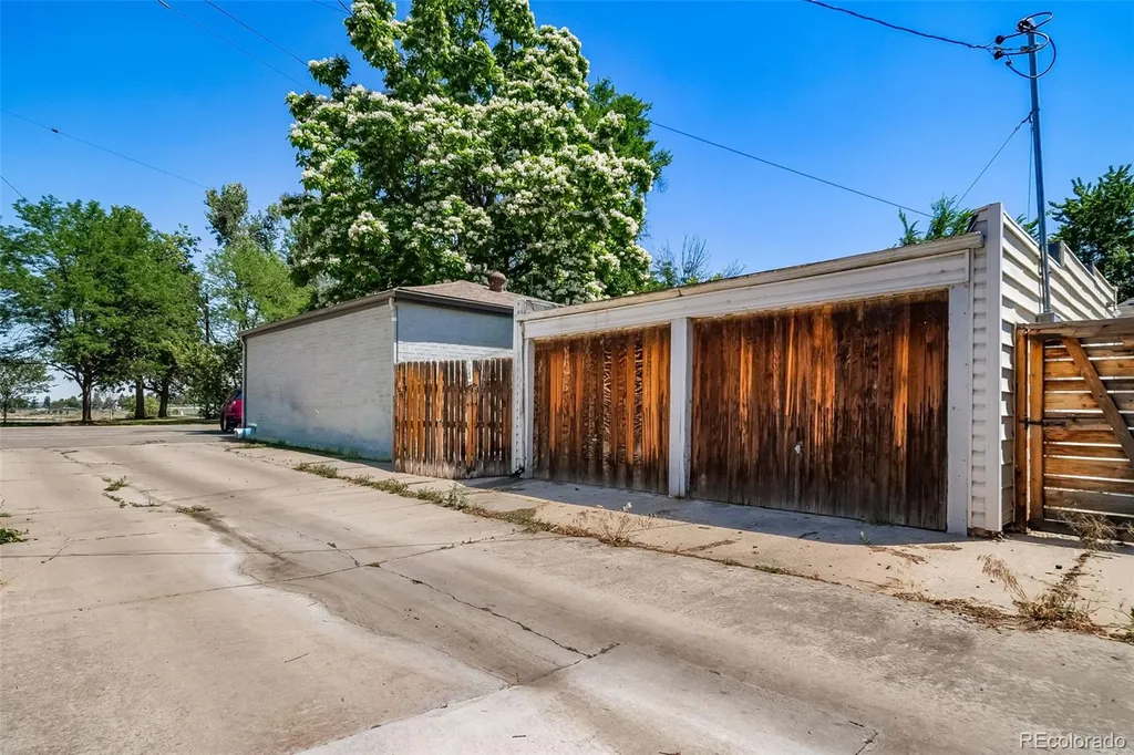 4585 Wolff Street Denver CO 80212