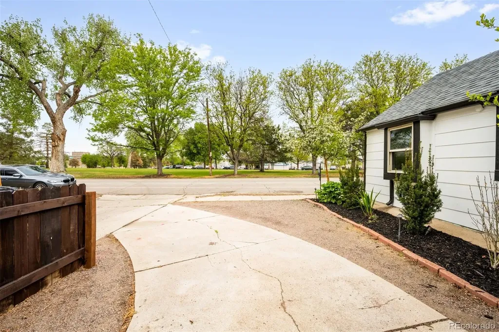 5038 W 46th Avenue Denver CO 80212