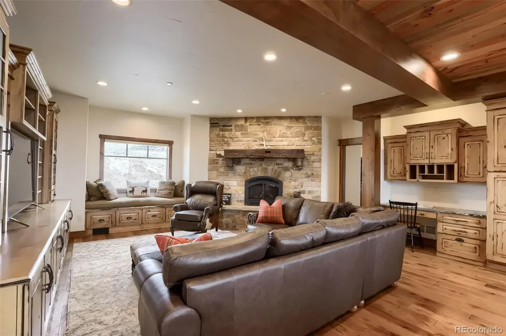 6000 Soaring Eagle Pass Loveland CO 80538