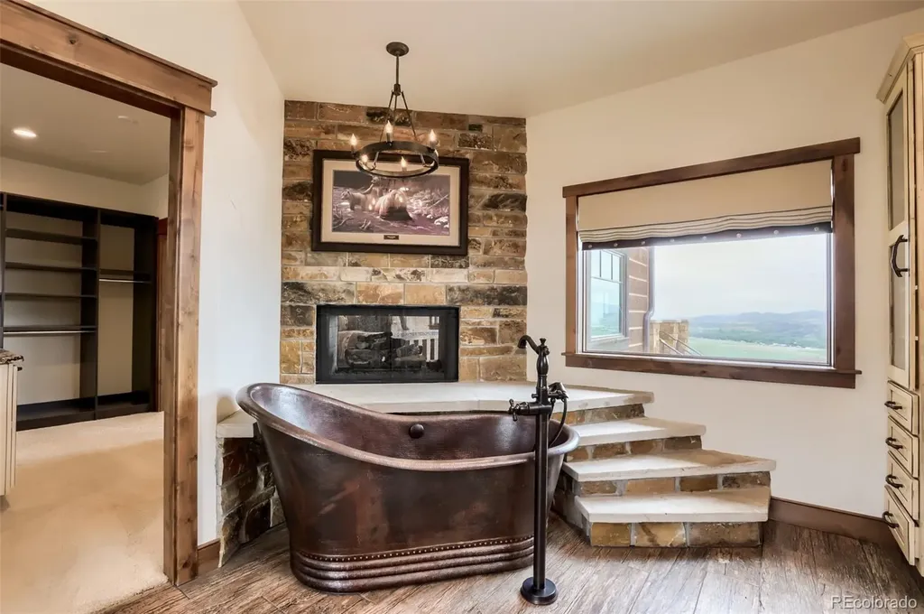 6000 Soaring Eagle Pass Loveland CO 80538