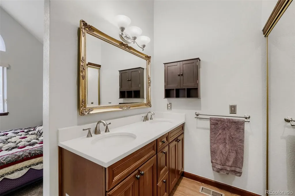 5930 S Jellison Street Littleton CO 80123
