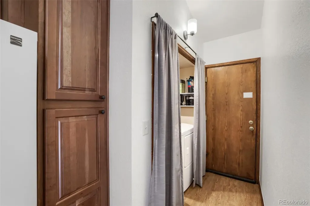 5930 S Jellison Street Littleton CO 80123