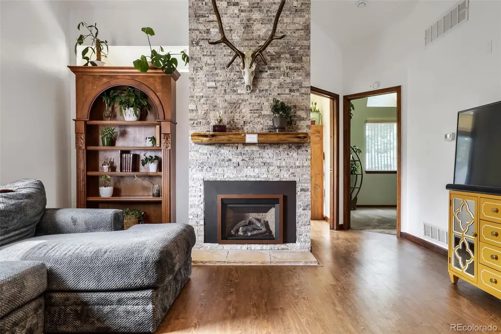 5930 S Jellison Street Littleton CO 80123