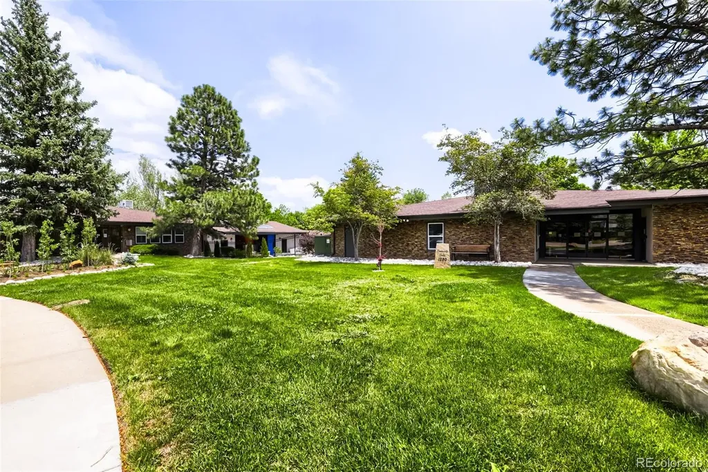 501 Golden Circle Golden CO 80401