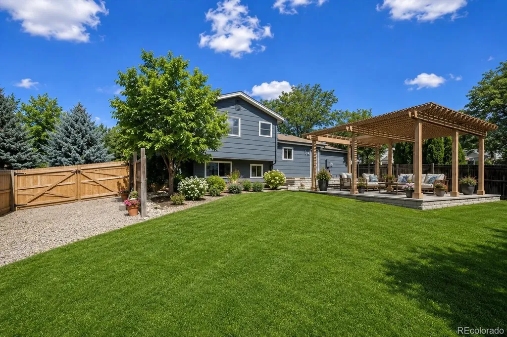 1808 Cedar Street Broomfield CO 80020