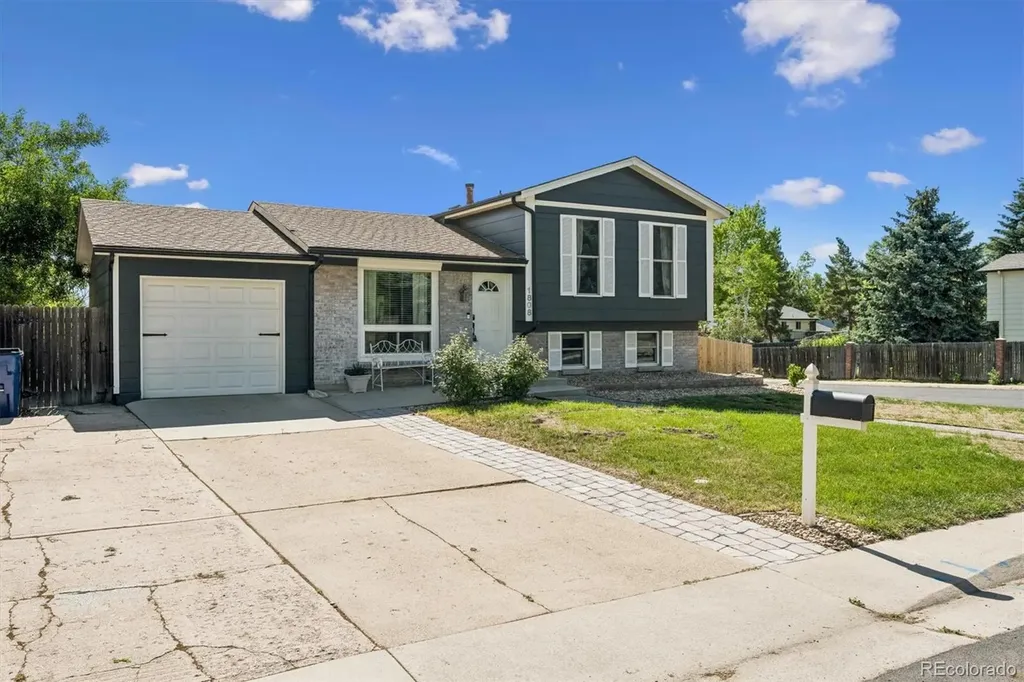 1808 Cedar Street Broomfield CO 80020