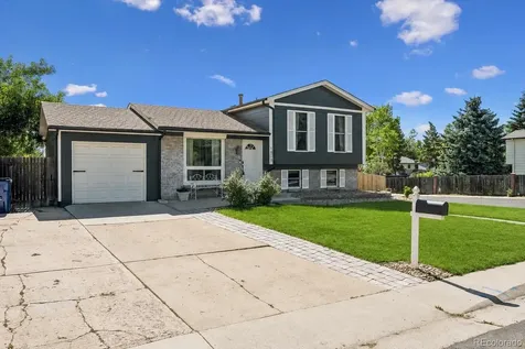 1808 Cedar Street Broomfield CO 80020
