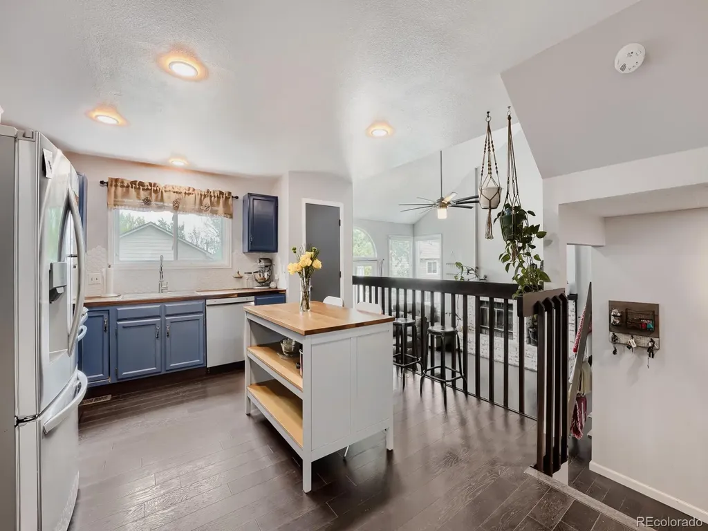 17572 Wesley Place Aurora CO 80013