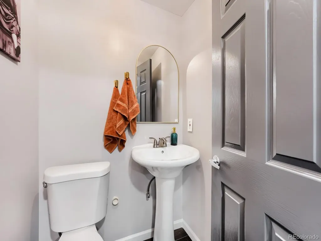 17572 Wesley Place Aurora CO 80013
