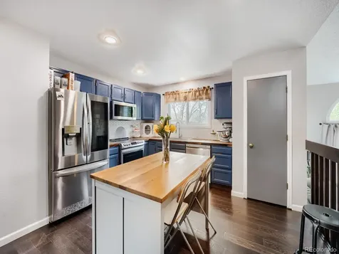 17572 Wesley Place Aurora CO 80013