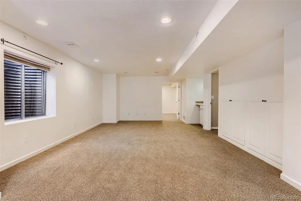 8658 Aberdeen Circle Highlands Ranch CO 80130