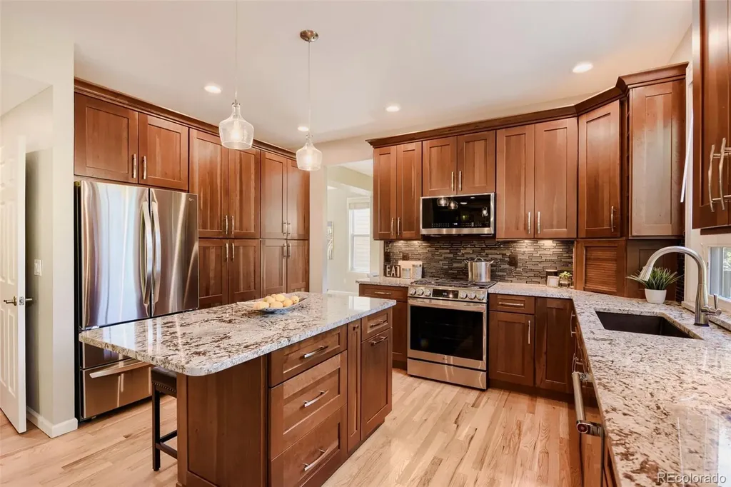 8658 Aberdeen Circle Highlands Ranch CO 80130