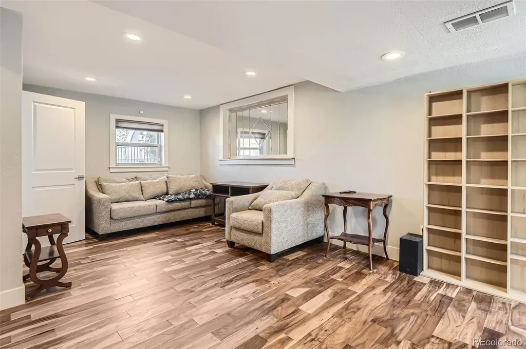18938 E Utah Circle Aurora CO 80017