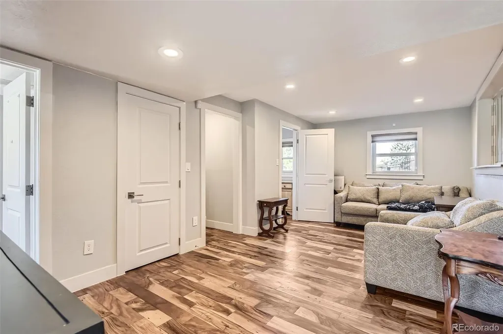 18938 E Utah Circle Aurora CO 80017