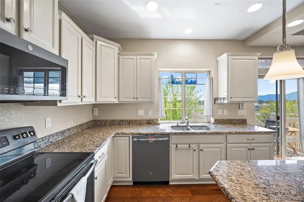 8345 Longleaf Lane Colorado Springs CO 80927