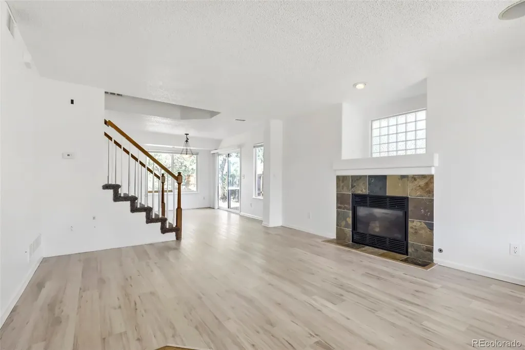 21004 E 41st Place Denver CO 80249