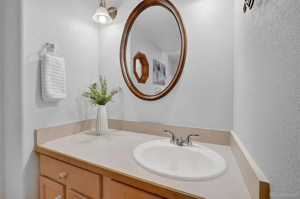 916 Tenderfoot Drive Larkspur CO 80118
