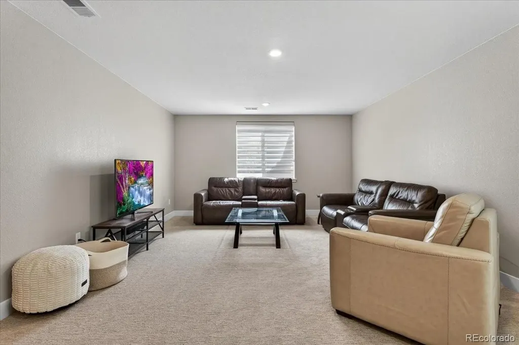 6653 Bridle Creek Point Castle Pines CO 80108