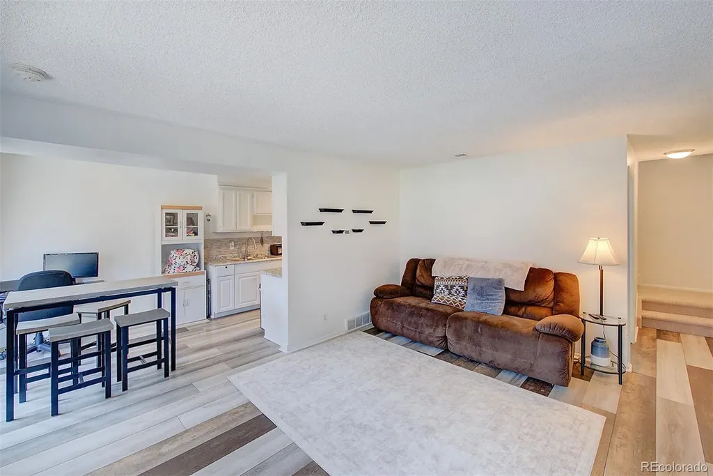 9906 Orangewood Drive Thornton CO 80260