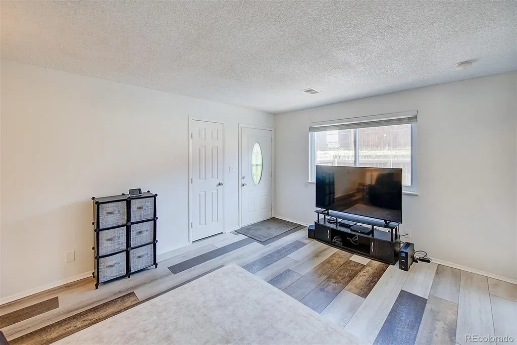 9906 Orangewood Drive Thornton CO 80260