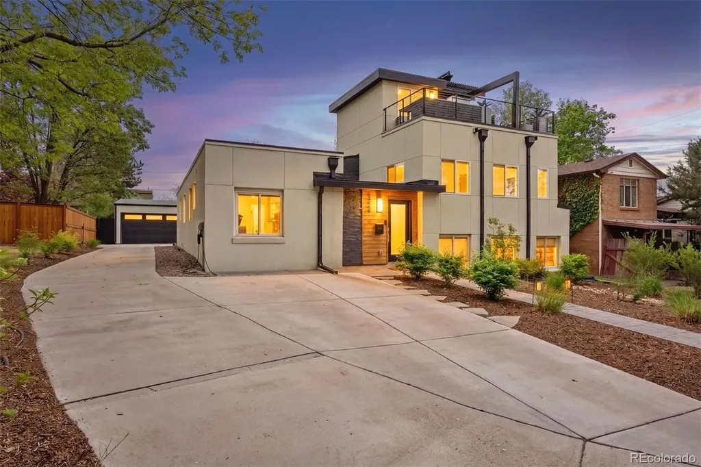 1560 Kearney Street Denver CO 80220
