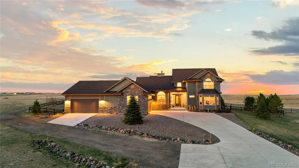 41900 Muirfield Loop Elizabeth CO 80107