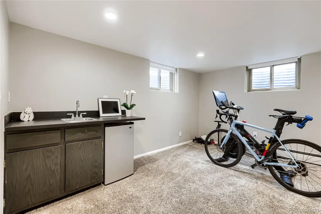 411 Leyden Street Denver CO 80220