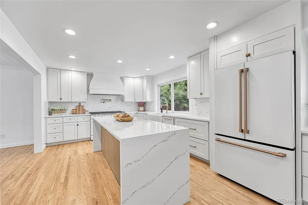 7415 W Clifton Avenue Littleton CO 80128